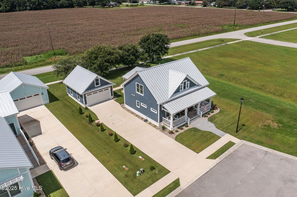 Photo of 209 Villagers Way, Swansboro, NC 28584 (MLS # 100525037)