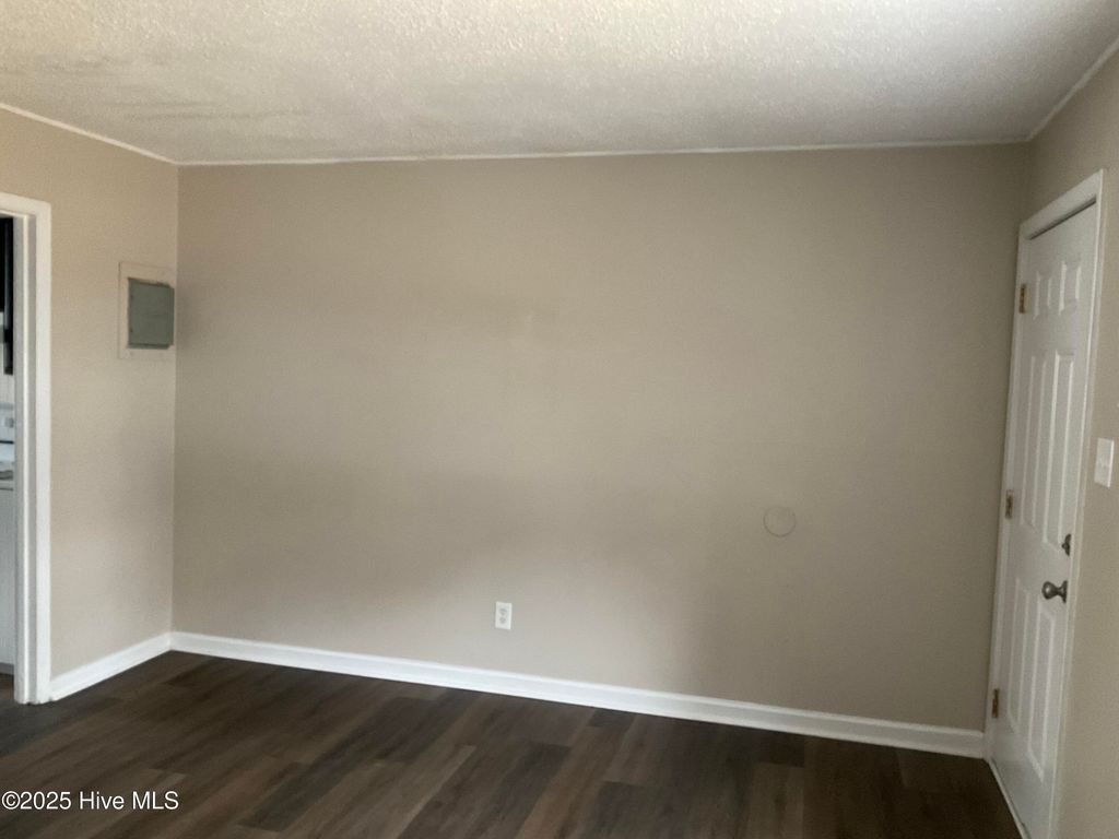 Photo of 1018 Davis Street, Jacksonville, NC 28540 (MLS # 100543432)