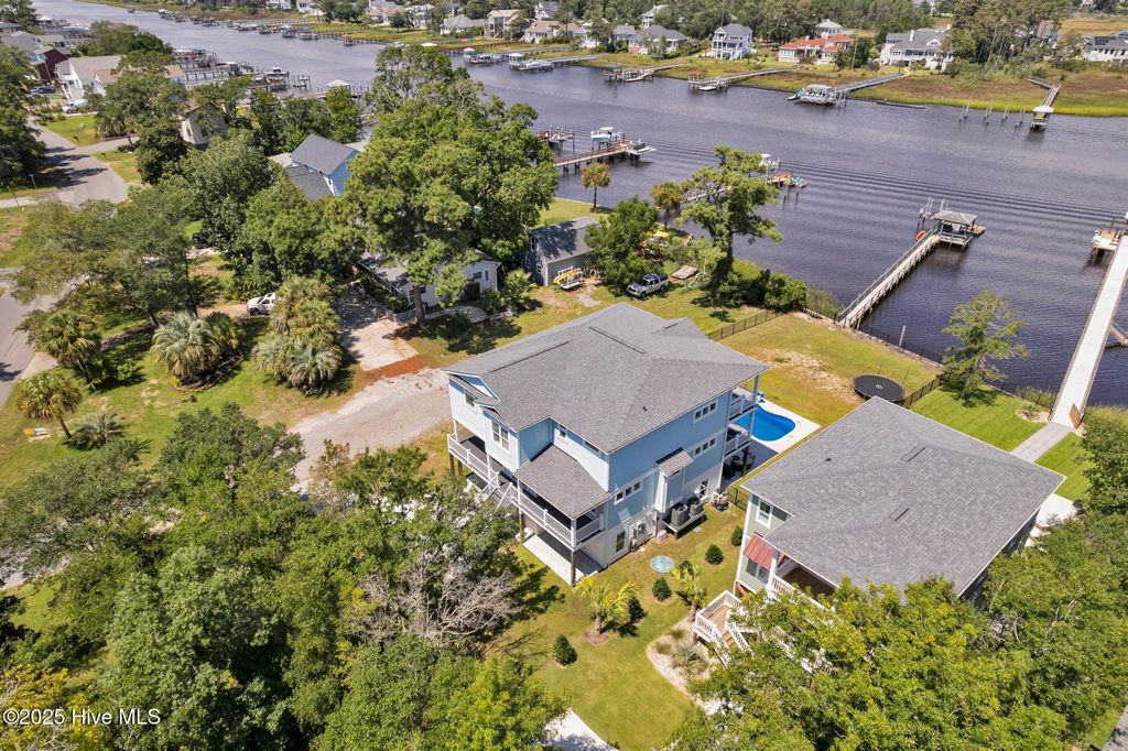 Photo of 5002 E Yacht Drive, Oak Island, NC 28465 (MLS # 100527930)