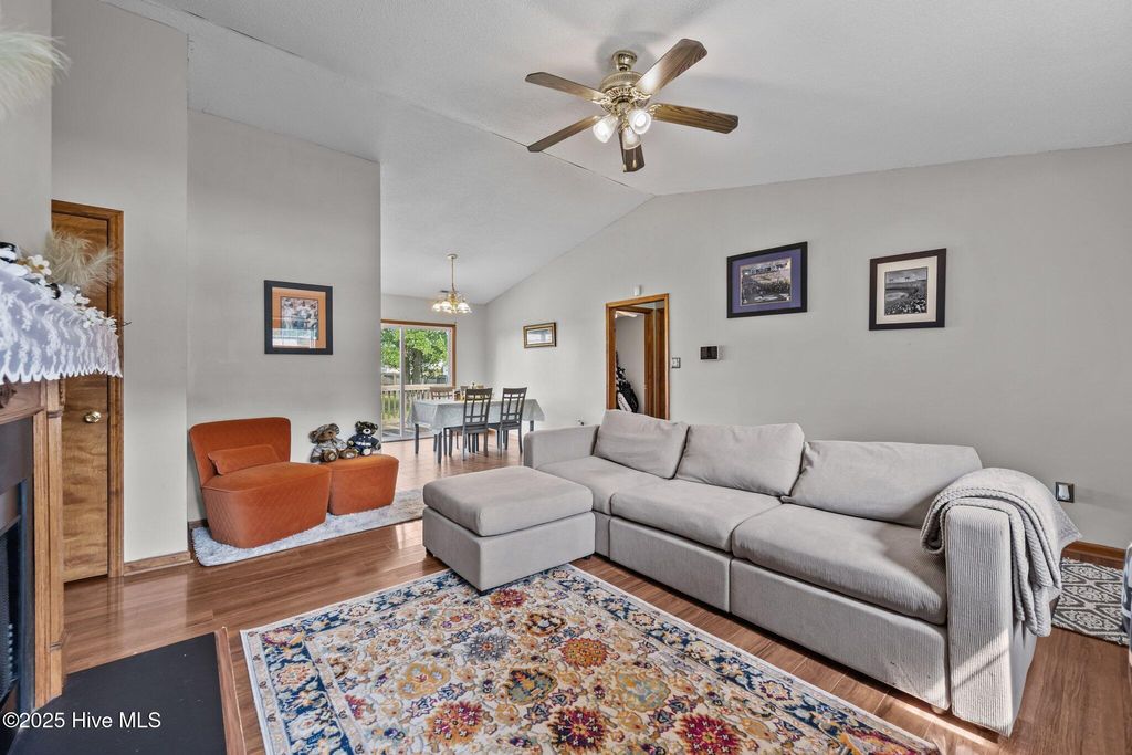 Photo of 105 Linden Road, Richlands, NC 28574 (MLS # 100533618)