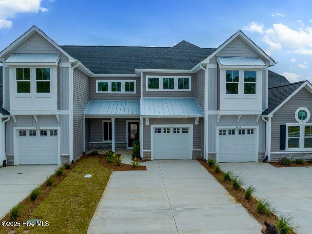 Photo of 7437 Springwater Drive, Wilmington, NC 28411 (MLS # 100508577)