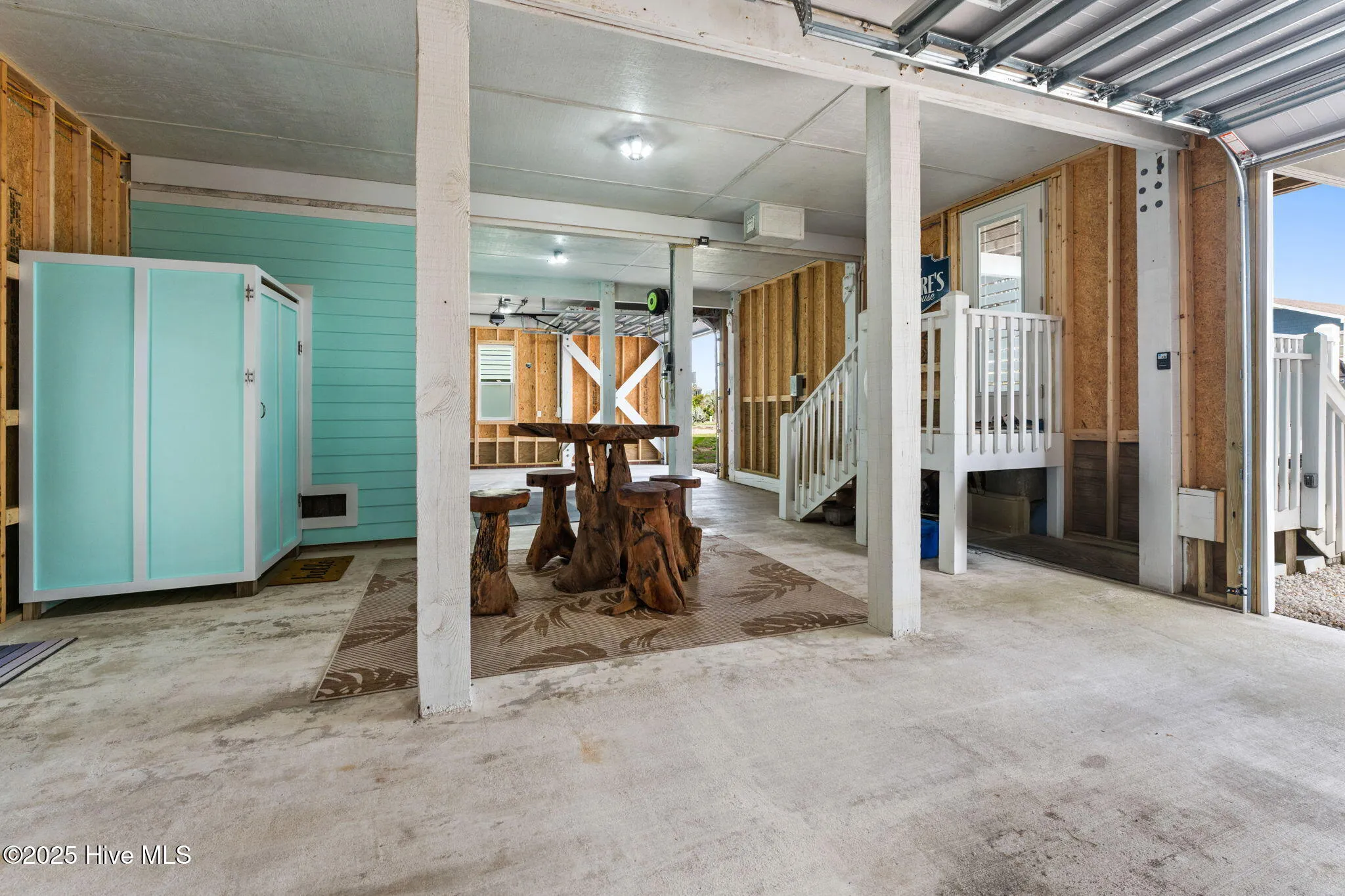 Oak Island, North Carolina 28465, United States, 3 Bedrooms Bedrooms, ,2 BathroomsBathrooms,Residential,Active,199990