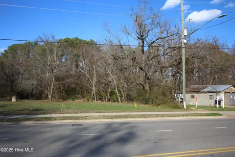 MLS: 100500581