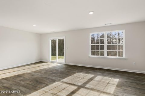 Single Family Residence in Sanford NC 304 Mimosa 35.jpg