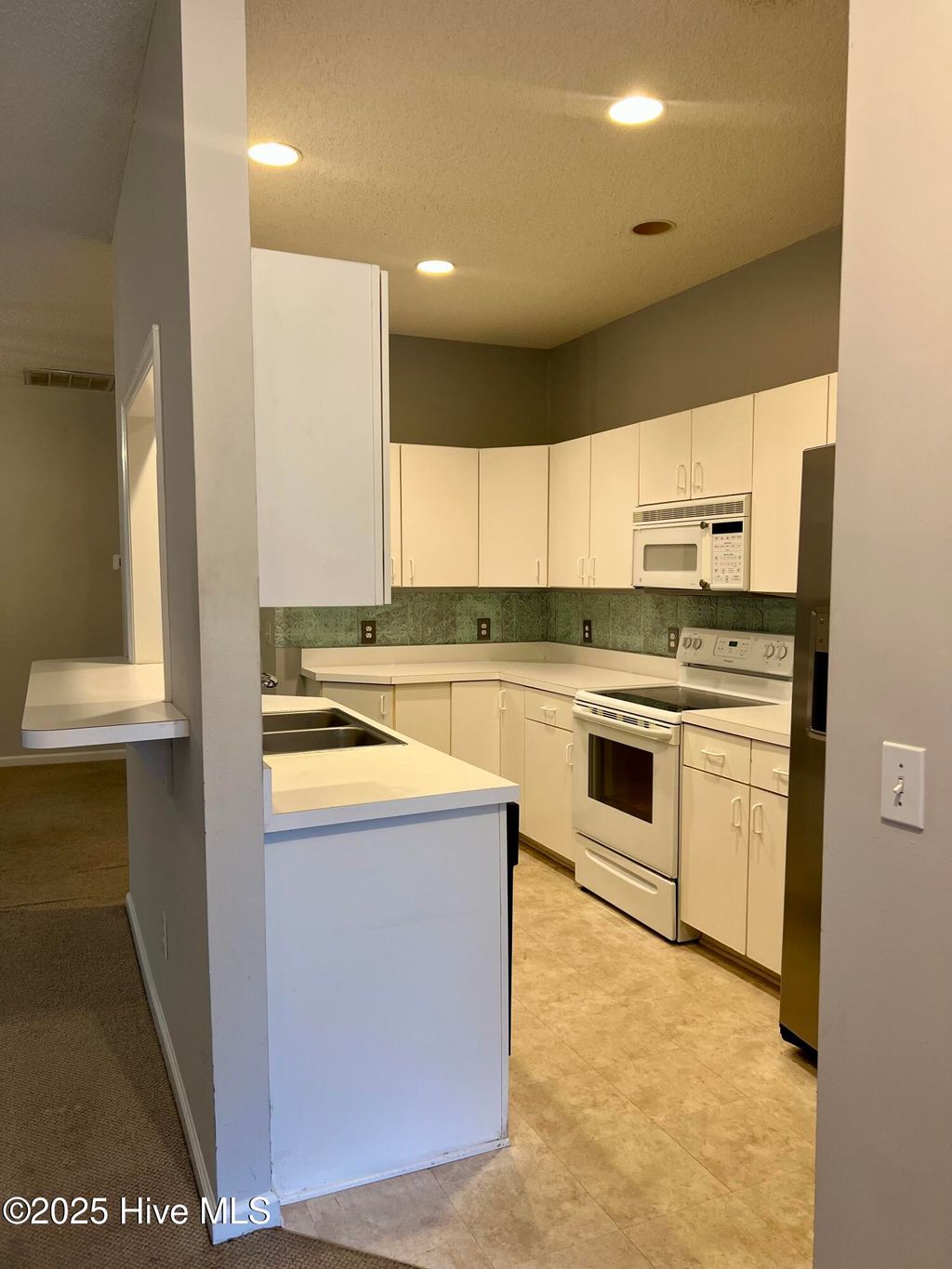 Photo of 1600 Sturdivant Drive #54, Wilmington, NC 28403 (MLS # 100529999)