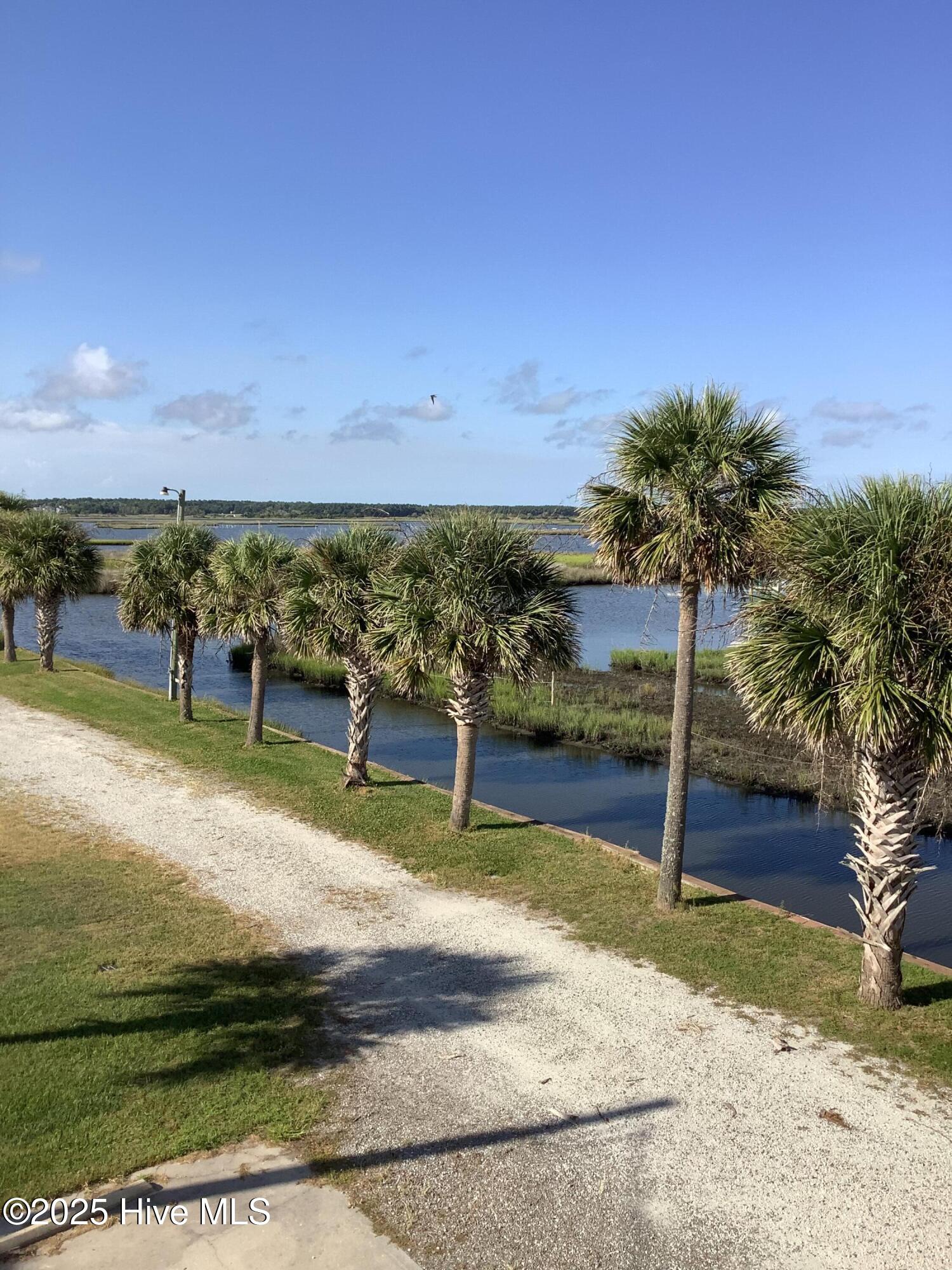 111 Phil Harris Lane A & B