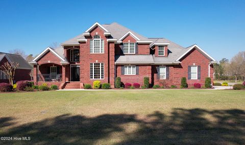 A home in Lake Waccamaw