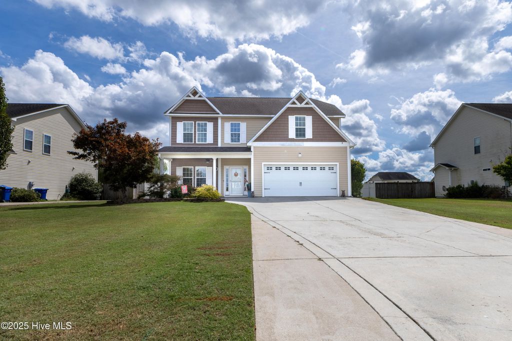 Photo of 126 Landover Drive, Richlands, NC 28574 (MLS # 100533175)