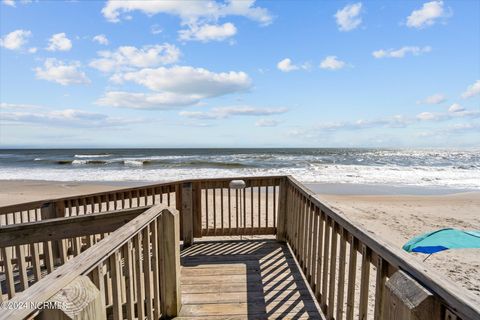 A home in North Topsail Beach