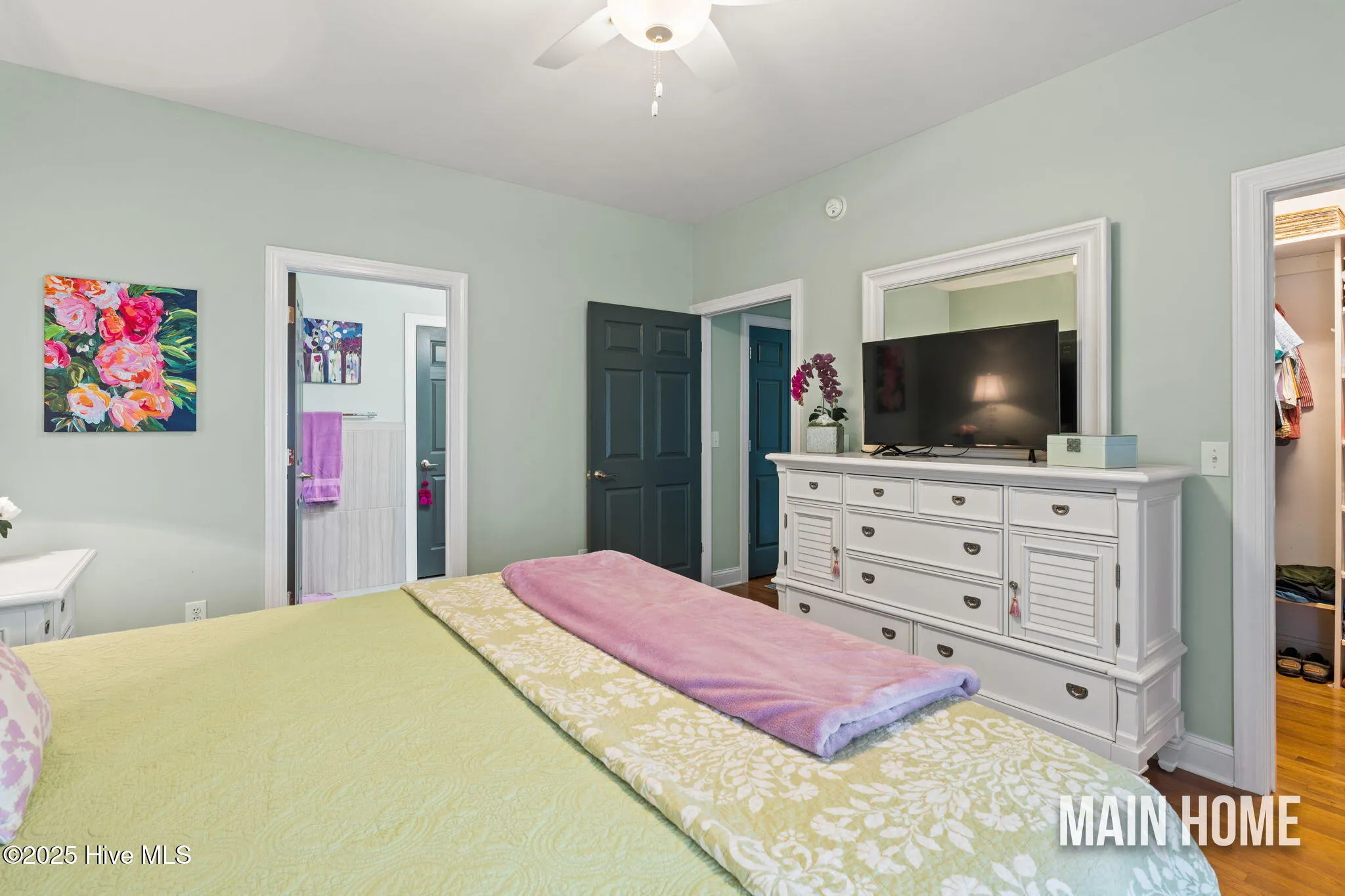 Oak Island, North Carolina 28465, United States, 5 Bedrooms Bedrooms, ,4 BathroomsBathrooms,Residential,Pending,208900