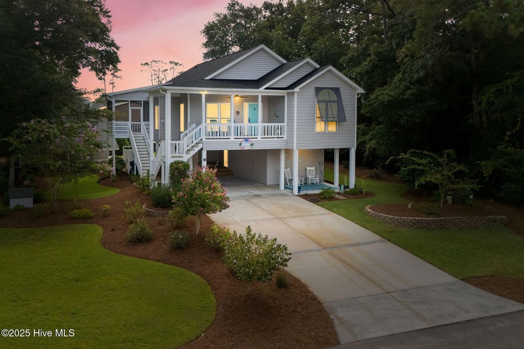 Photo of 334 NE 48th Street, Oak Island, NC 28465 (MLS # 100530406)