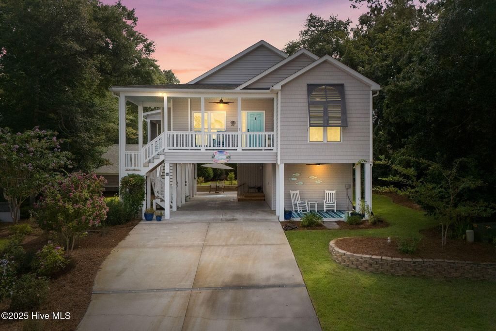 Photo of 334 NE 48th Street, Oak Island, NC 28465 (MLS # 100530406)