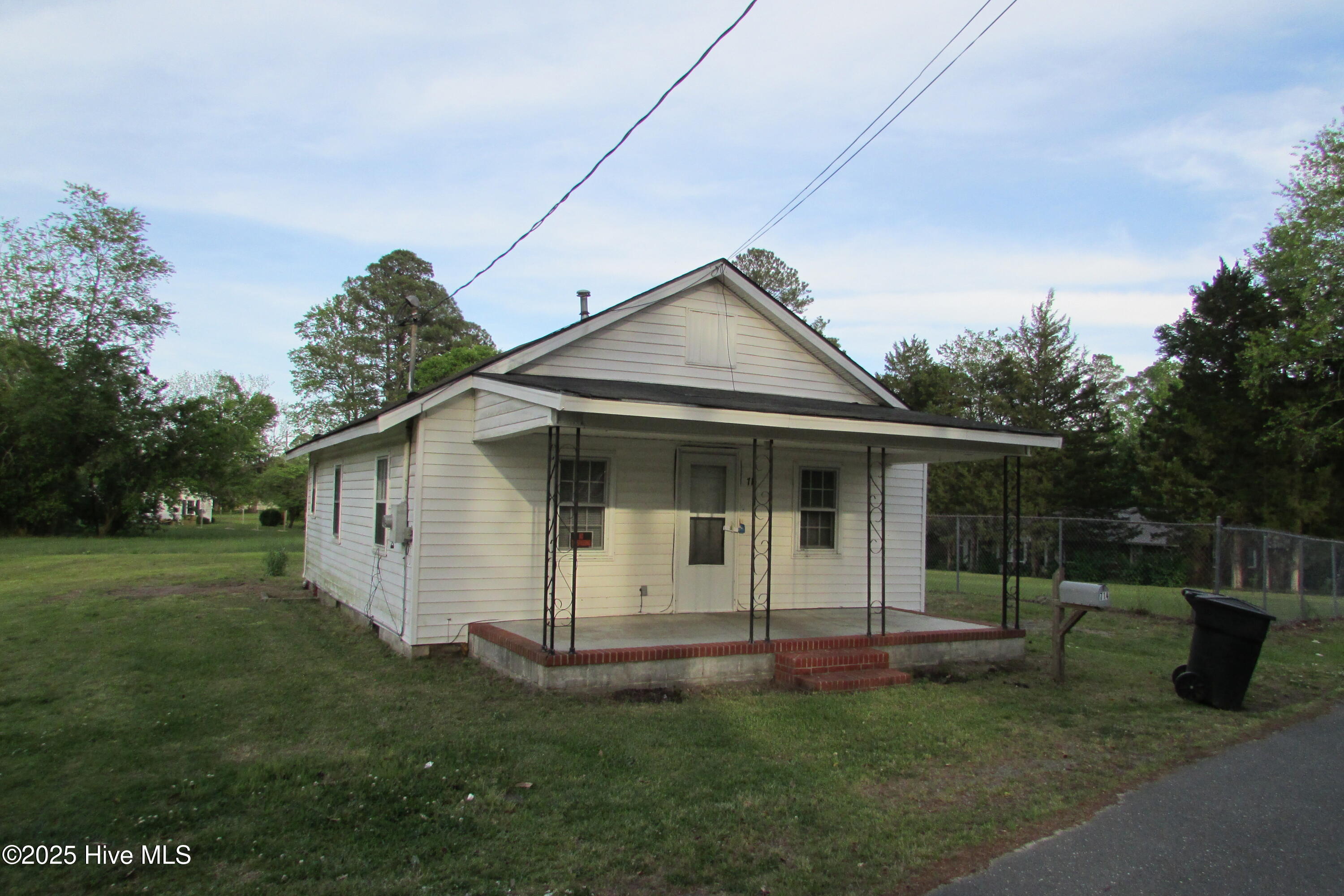 Listing image 5