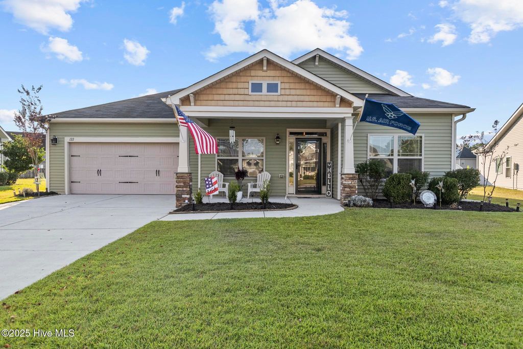 Photo of 122 Farmstead Place, Maple Hill, NC 28454 (MLS # 100529925)