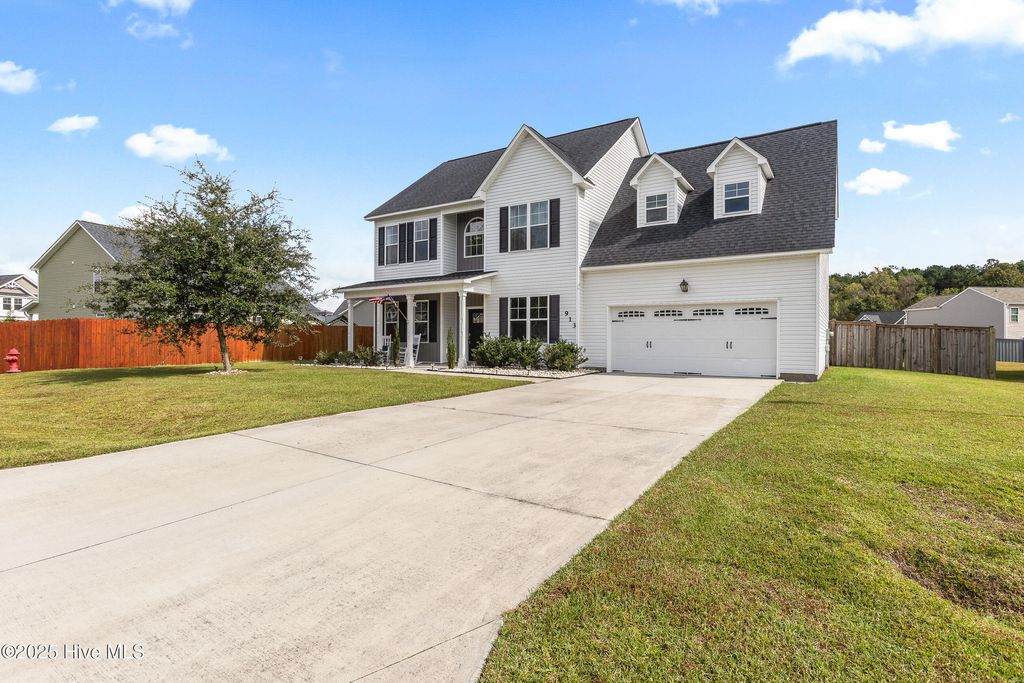 Photo of 913 Courthouse Crossing, Jacksonville, NC 28546 (MLS # 100529479)