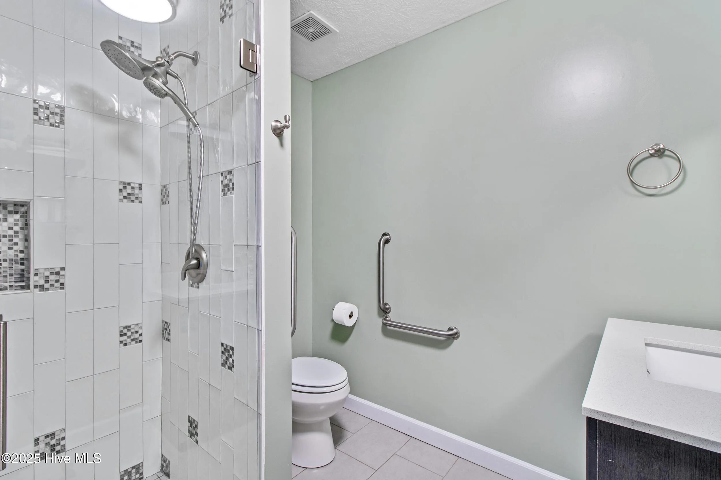 Wilmington, North Carolina 28409, United States, 3 Bedrooms Bedrooms, ,3 BathroomsBathrooms,Residential,Active,99060