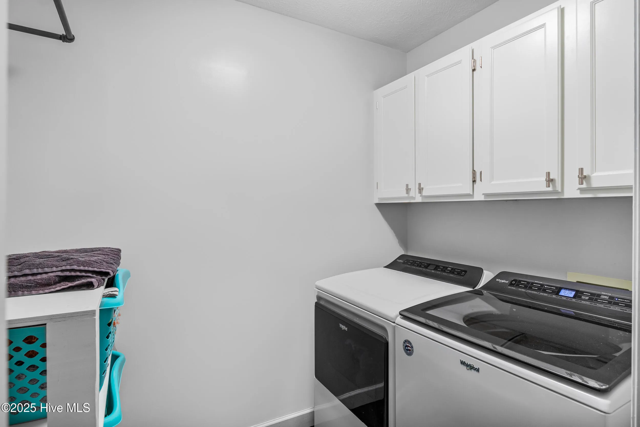 Wilmington, North Carolina 28409, United States, 3 Bedrooms Bedrooms, ,3 BathroomsBathrooms,Residential,Active,99060