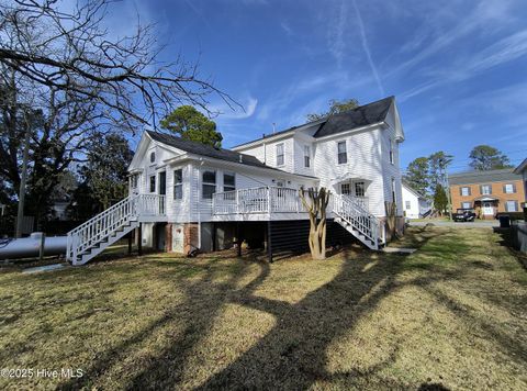 A home in Belhaven