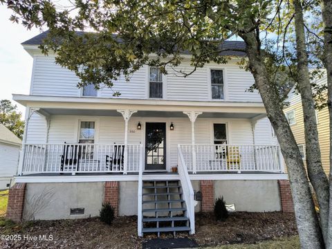 A home in Belhaven