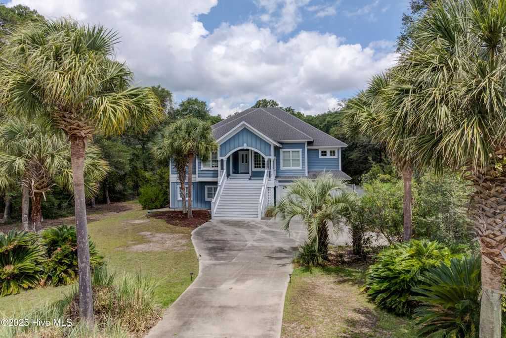 Photo of 1988 Redfish Run SW, Supply, NC 28462 (MLS # 100521304)
