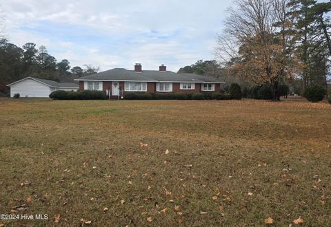 A home in Bladenboro