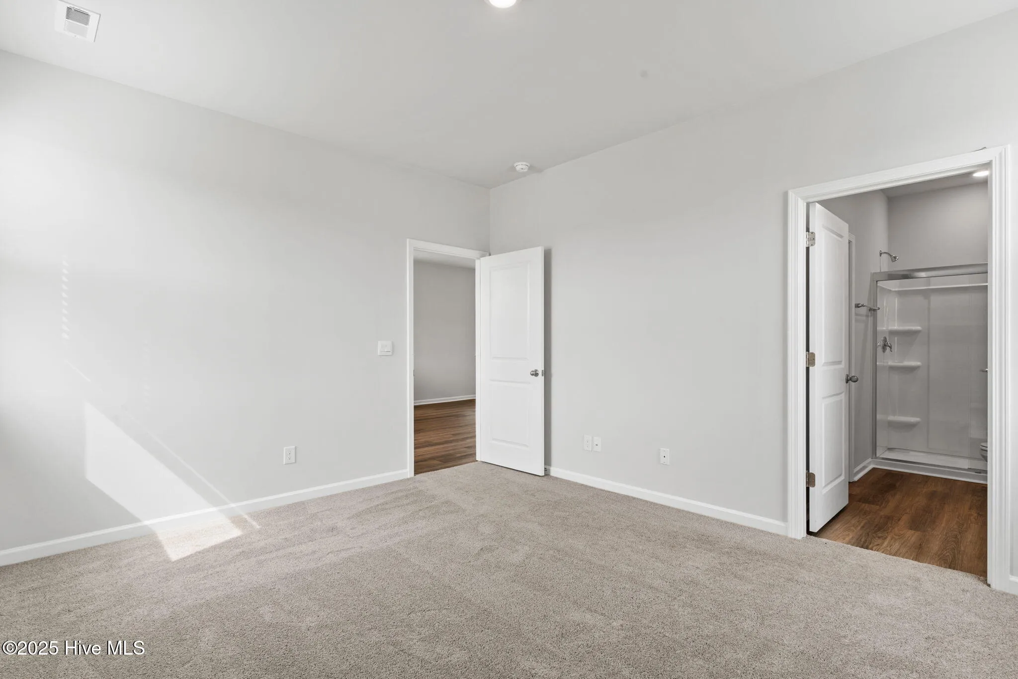 Wilmington, North Carolina 28411, United States, 2 Bedrooms Bedrooms, ,2 BathroomsBathrooms,Residential,Active,210209