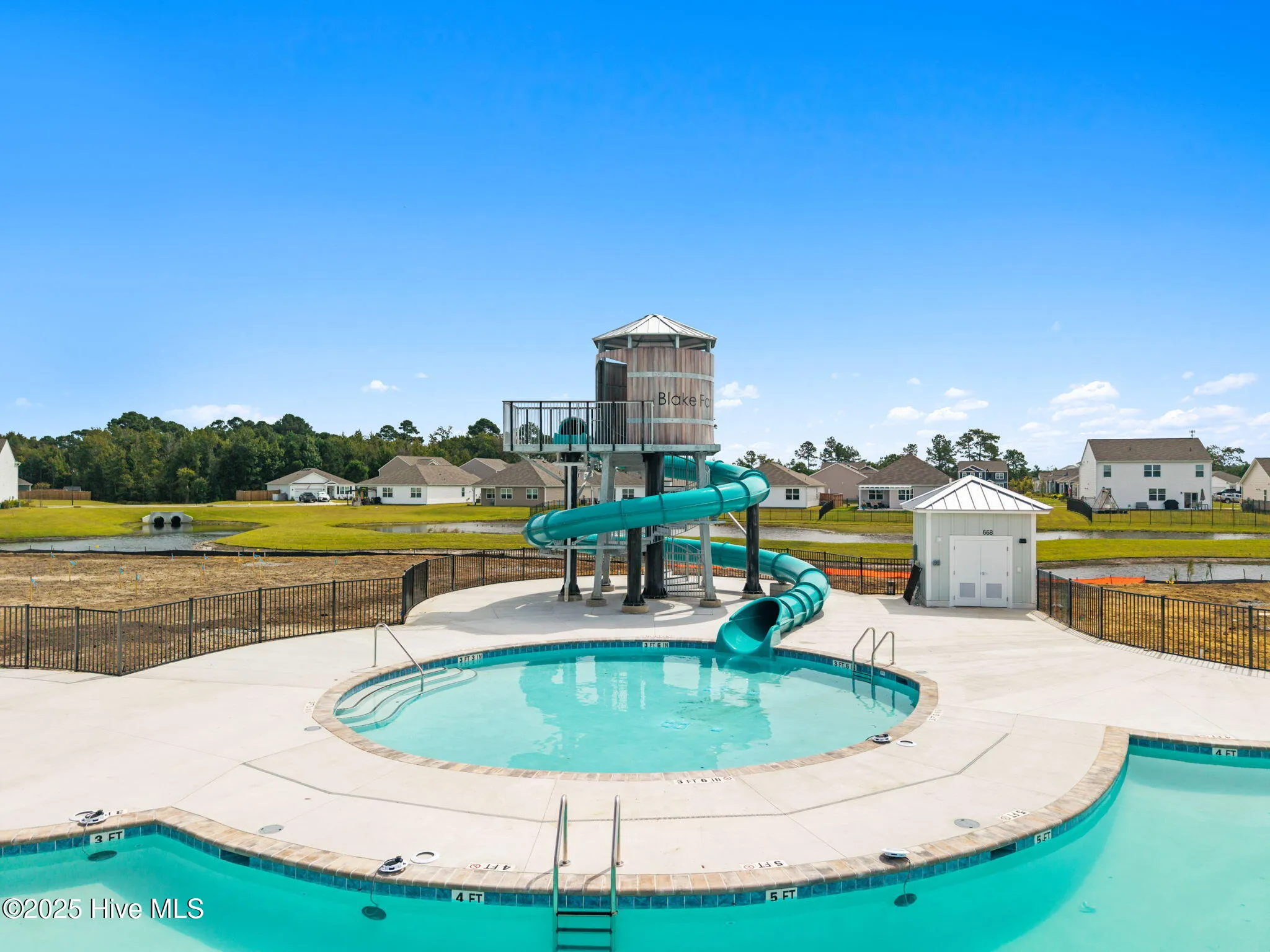 Wilmington, North Carolina 28411, United States, 2 Bedrooms Bedrooms, ,2 BathroomsBathrooms,Residential,Active,210209