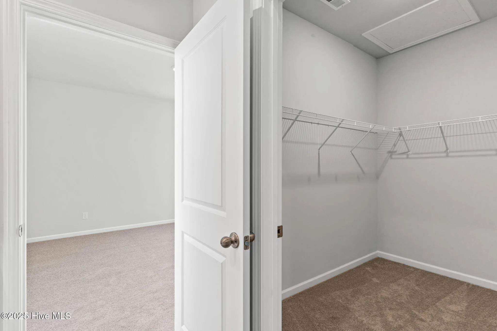 Wilmington, North Carolina 28411, United States, 2 Bedrooms Bedrooms, ,2 BathroomsBathrooms,Residential,Active,210209