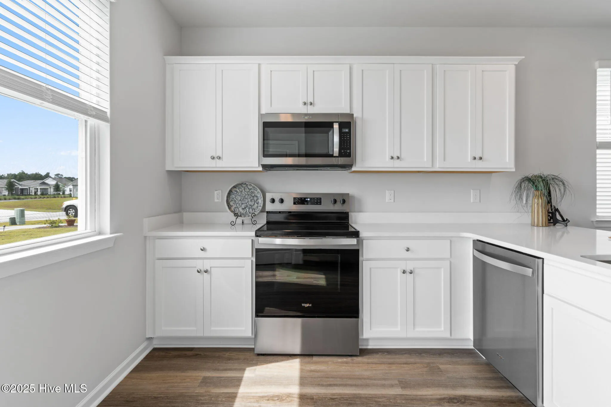 Wilmington, North Carolina 28411, United States, 2 Bedrooms Bedrooms, ,2 BathroomsBathrooms,Residential,Active,210209