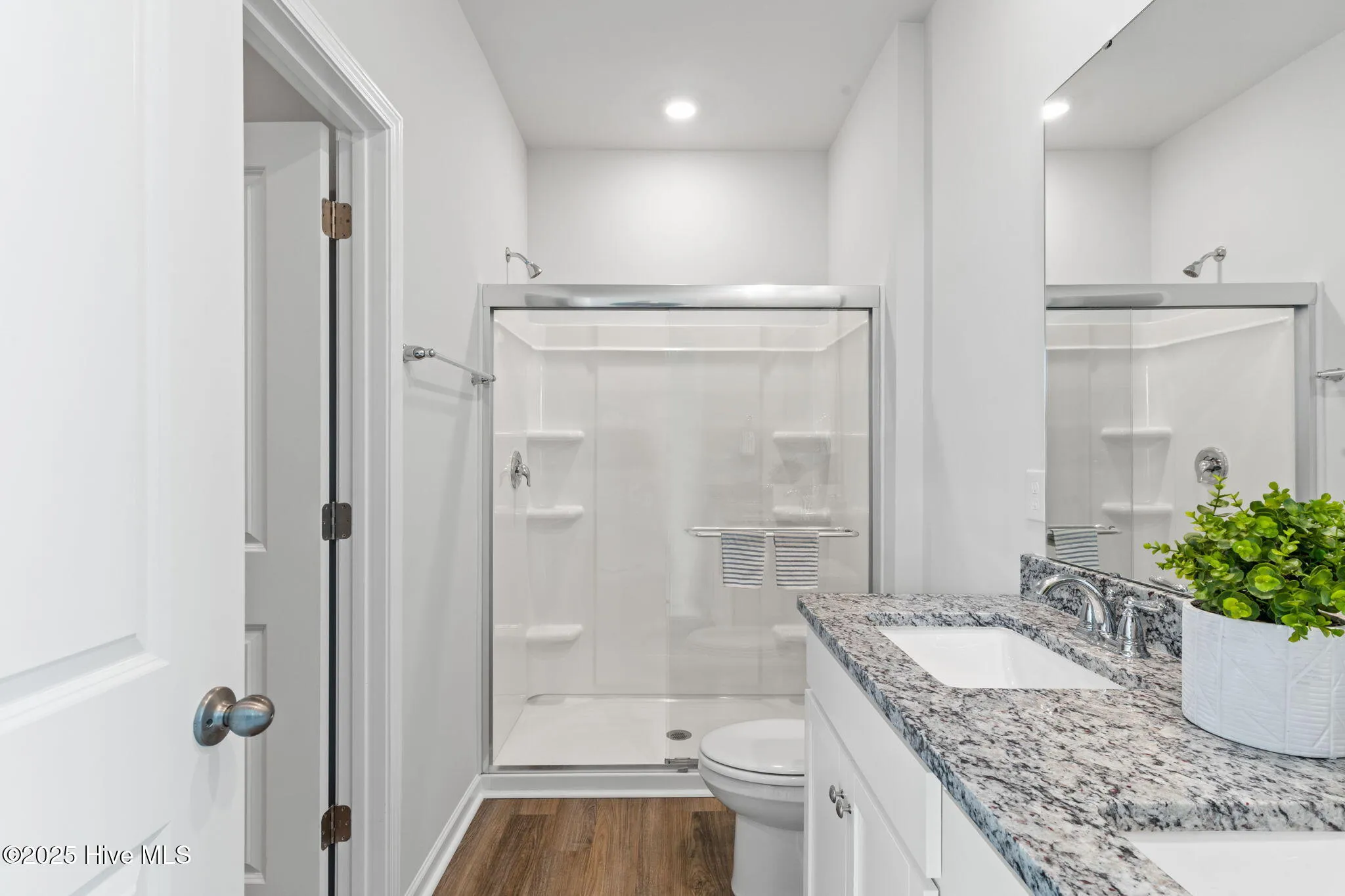 Wilmington, North Carolina 28411, United States, 2 Bedrooms Bedrooms, ,2 BathroomsBathrooms,Residential,Active,210209