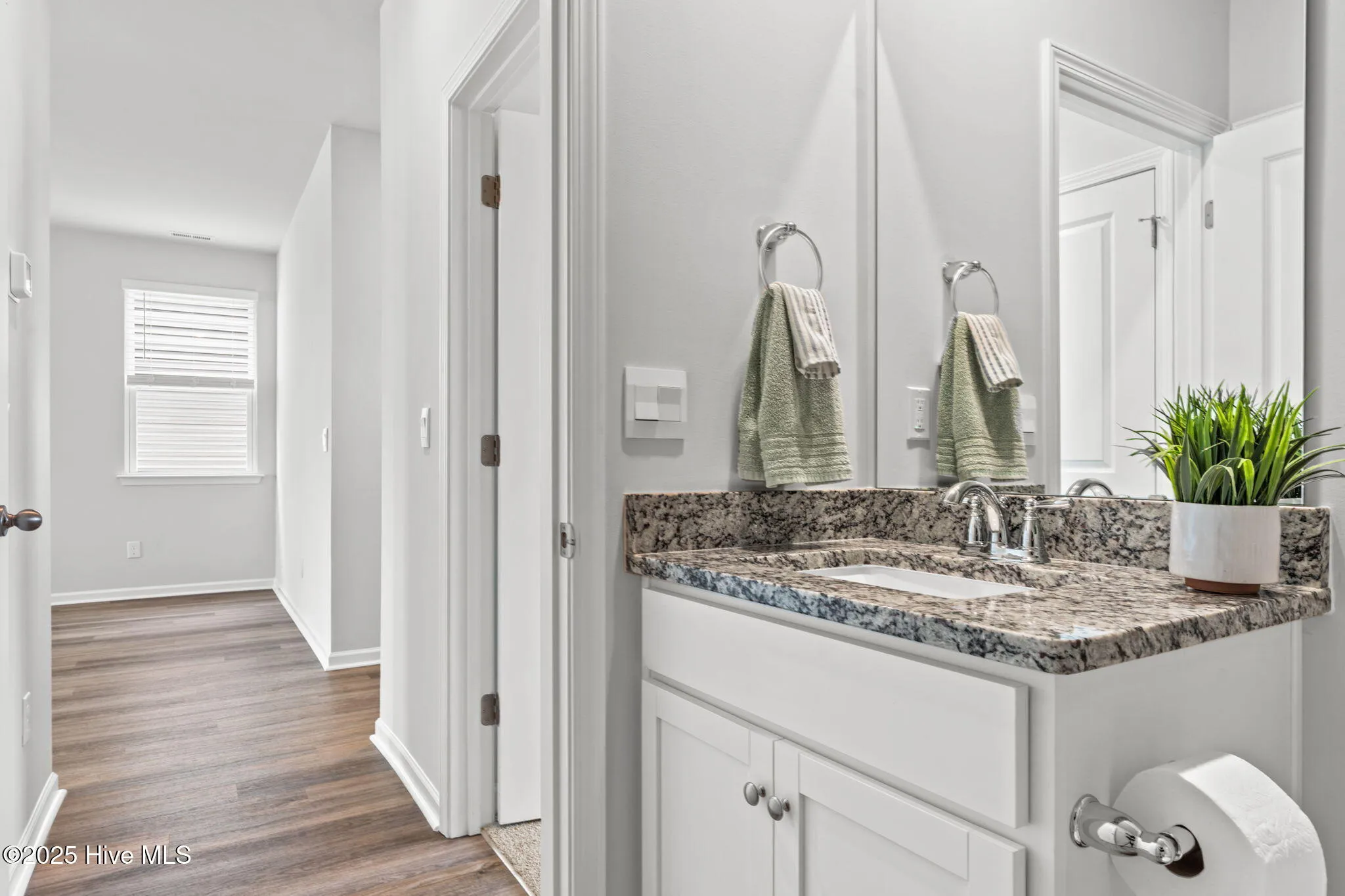 Wilmington, North Carolina 28411, United States, 2 Bedrooms Bedrooms, ,2 BathroomsBathrooms,Residential,Active,210209