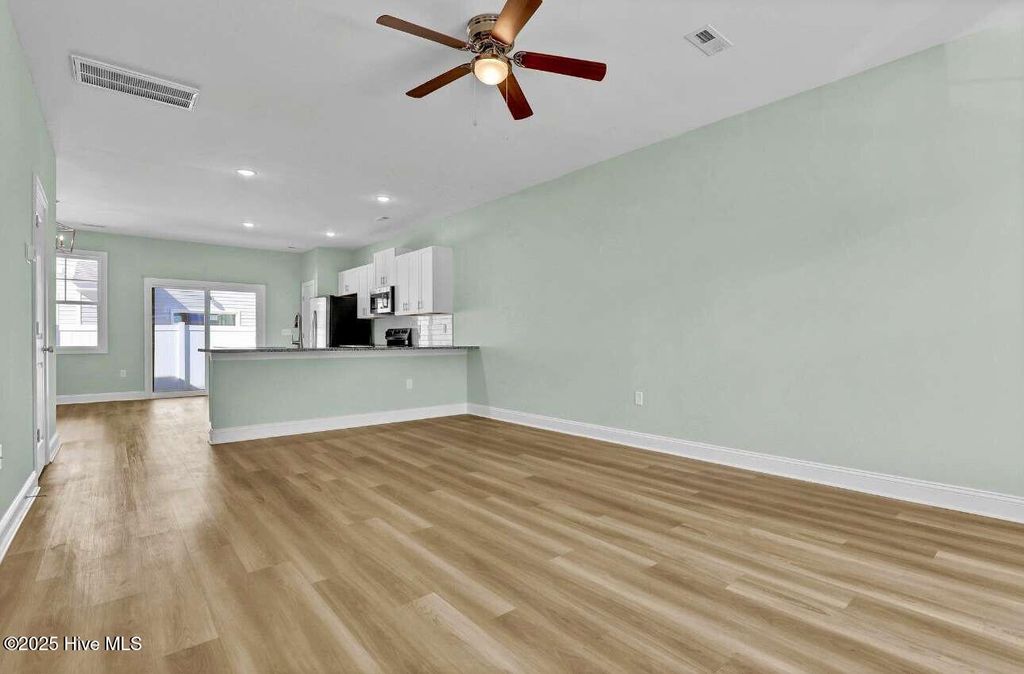 Photo of 317 Starfish Lane, Sneads Ferry, NC 28460 (MLS # 100543353)