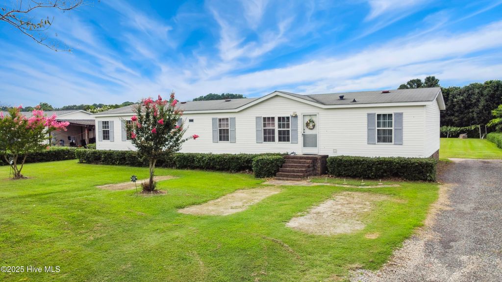 Photo of 4125 Shawnee Road, Wilson, NC 27893 (MLS # 100519837)