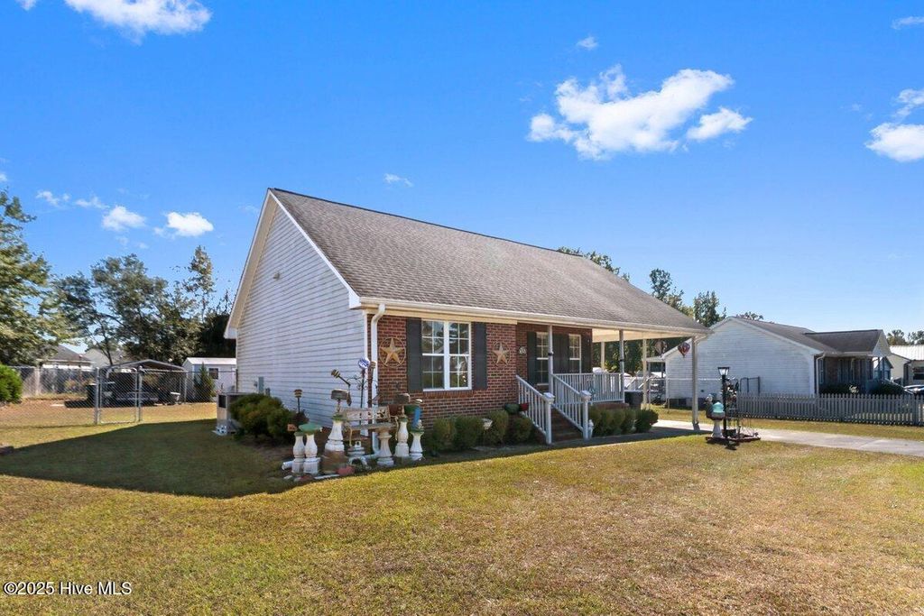 Photo of 1302 Ben Brewington Court, Goldsboro, NC 27530 (MLS # 100538541)