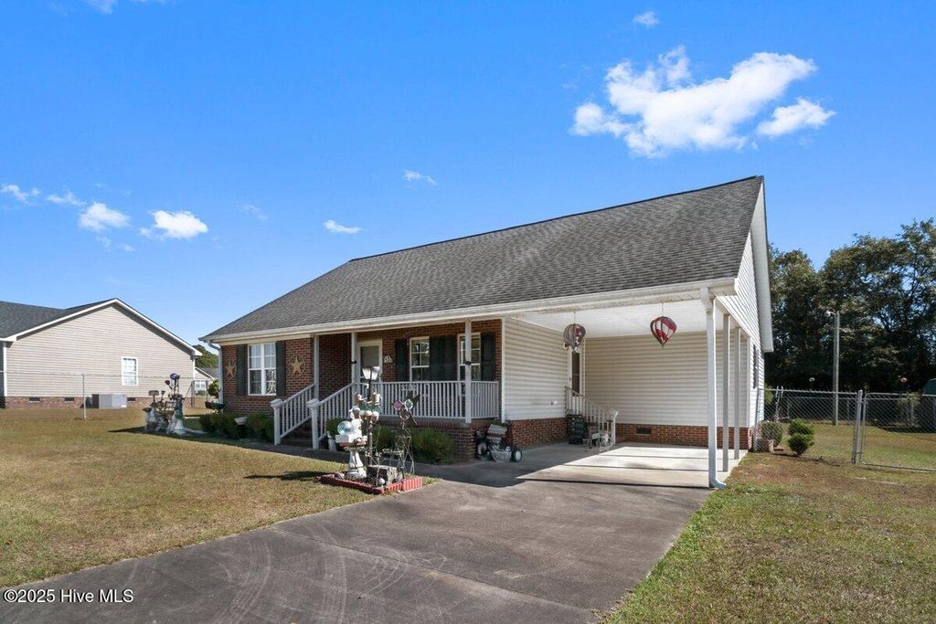 Photo of 1302 Ben Brewington Court, Goldsboro, NC 27530 (MLS # 100538541)