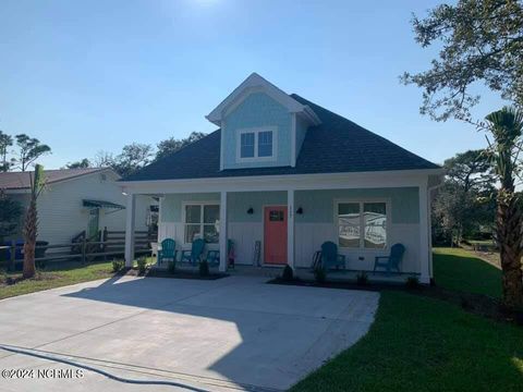 A home in Oak Island