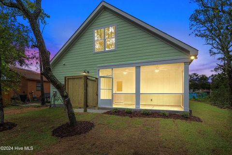 A home in Oak Island