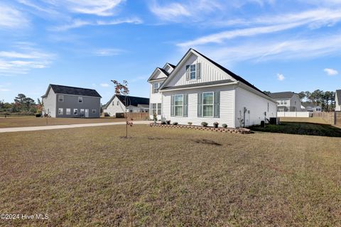 A home in Sneads Ferry