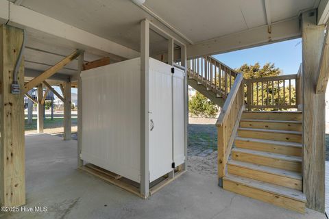 A home in Oak Island