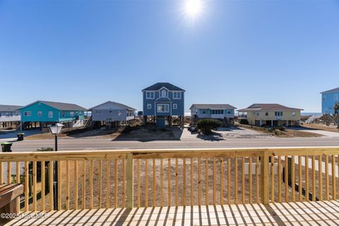 A home in Oak Island