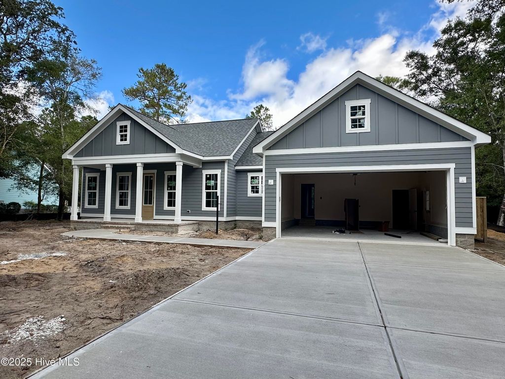 Photo of 684 Pelican Circle SE, Bolivia, NC 28422 (MLS # 100543232)