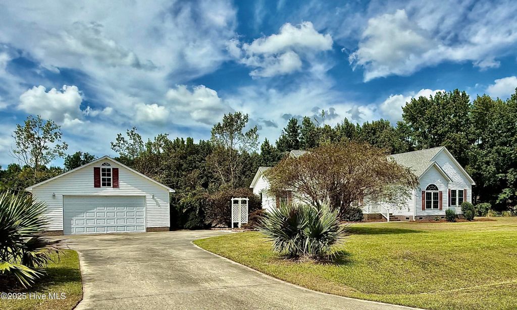 Photo of 3114 Franklin Street, Farmville, NC 27828 (MLS # 100501951)