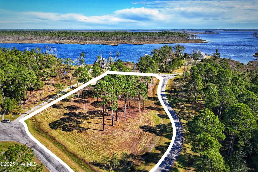 Photo of 103 Inverness Point, Aurora, NC 27806 (MLS # 100514127)