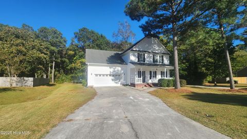 Photo of 109 Forest Lane, Swansboro, NC 28584 (MLS # 100538724) Photo of 109 Forest Lane, Swansboro, NC 28584 (MLS # 100538724)