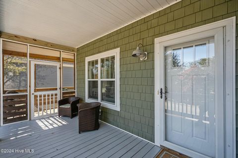 A home in Oak Island