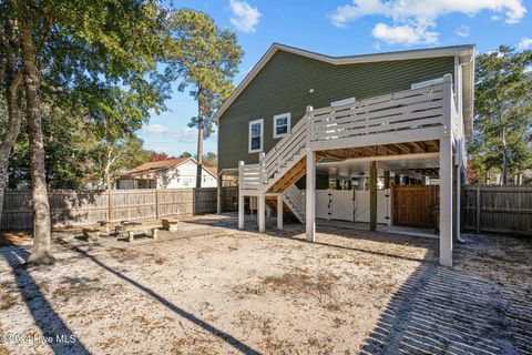 A home in Oak Island