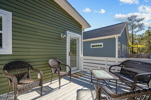 A home in Oak Island