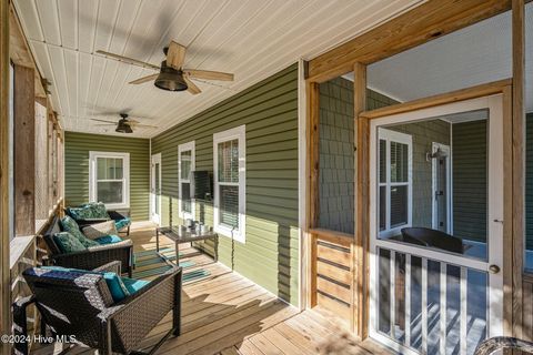 A home in Oak Island