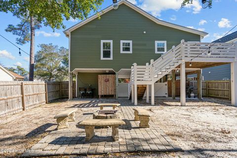 A home in Oak Island