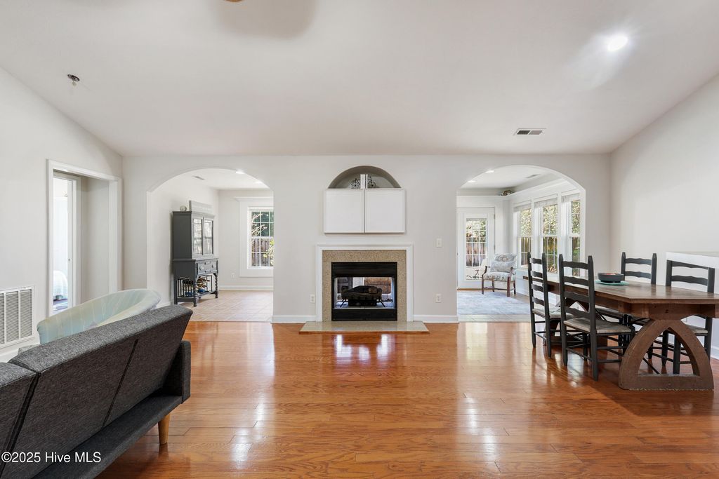Photo of 7604 Clark Hill Road, Wilmington, NC 28412 (MLS # 100537143)